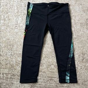 Black Capri Leggings with Tropical Print